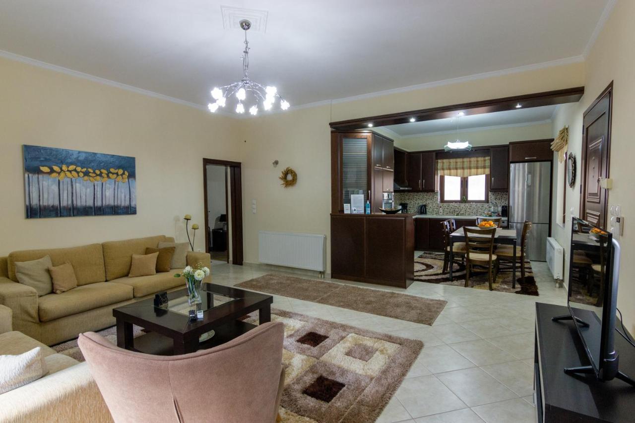 Katerina & Elia'S Family House Apartment Leonidio Exterior photo